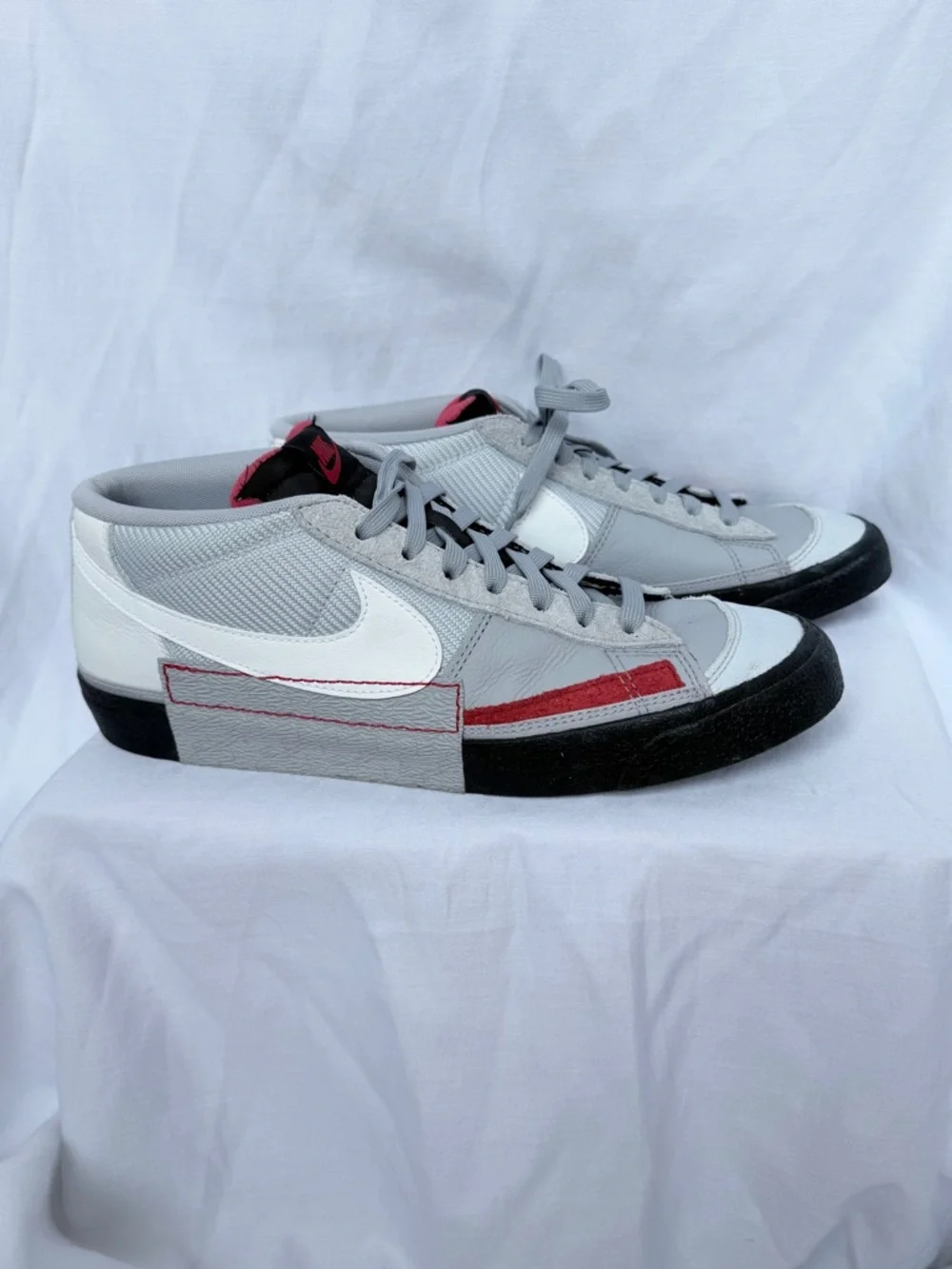 Nike Gray White Black Red Mid-Top Sneakers